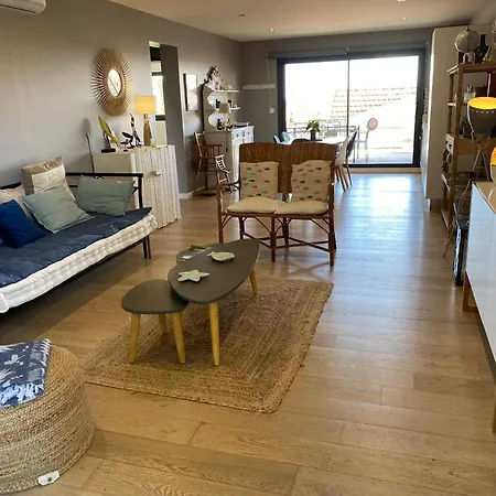 à 2 Min à Pied De La