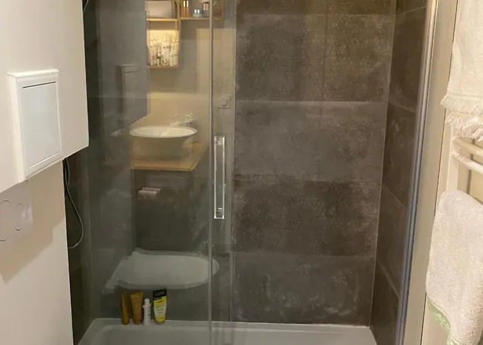 Villa A 2 Min A Pied De La *